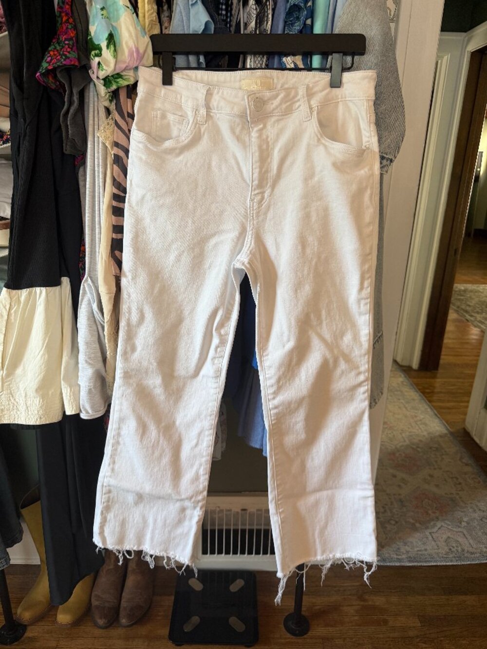 KUT from the Kloth White Jeans - Size 10